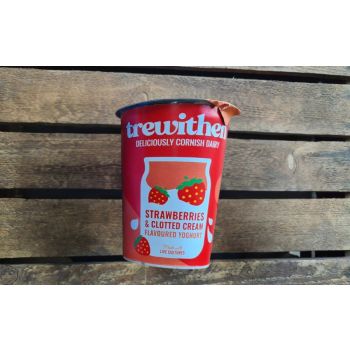 Trewithen Strawberries & Cream Yogurt 450g